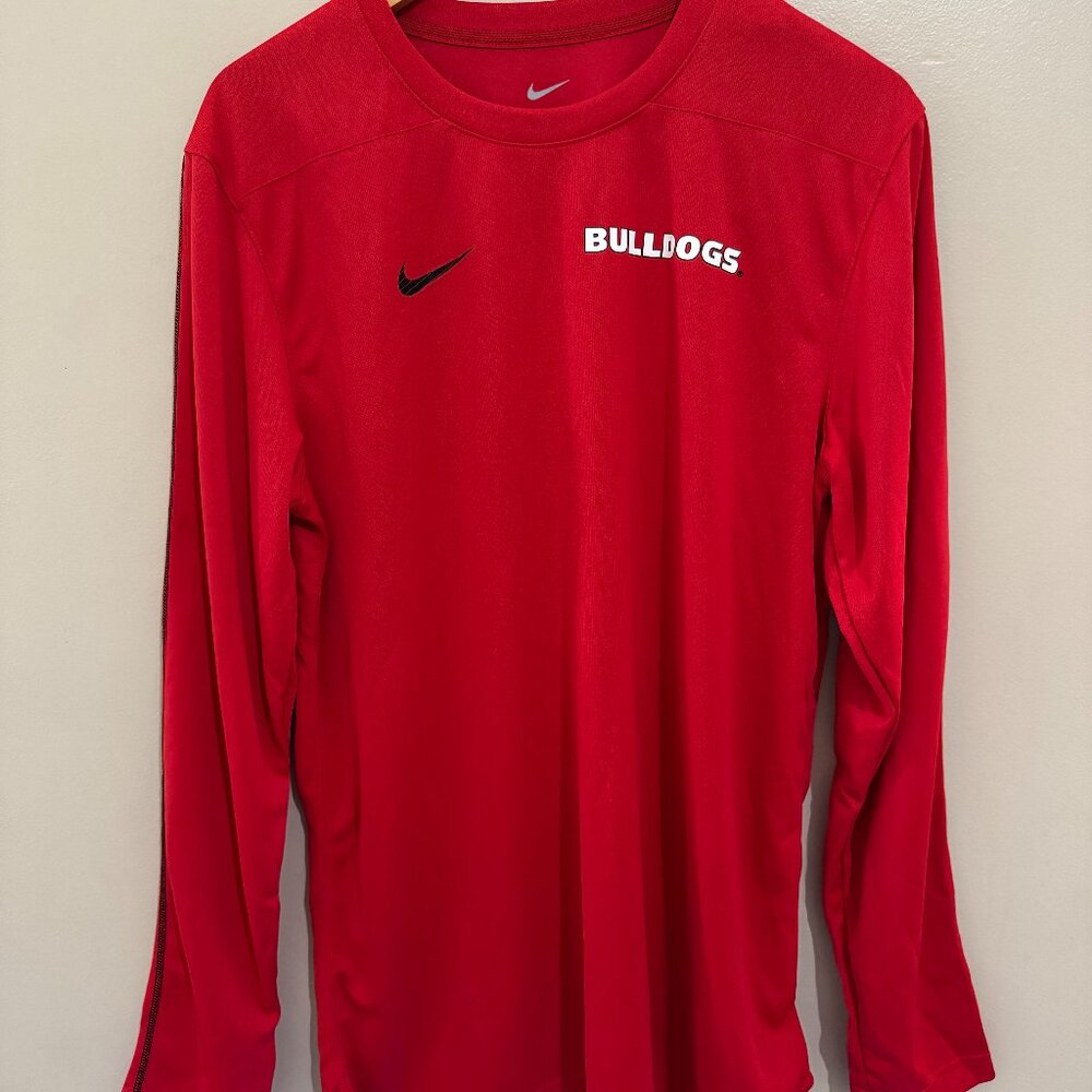 Nike UGA Georgia Bulldogs Team Issue Football On Field UV Shirt Red Mens NEW